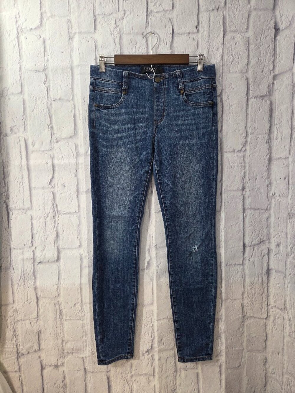 Liverpool 4/27 Medium Wash Denim Faded Distressed Mid Rise The Skinny Jeans